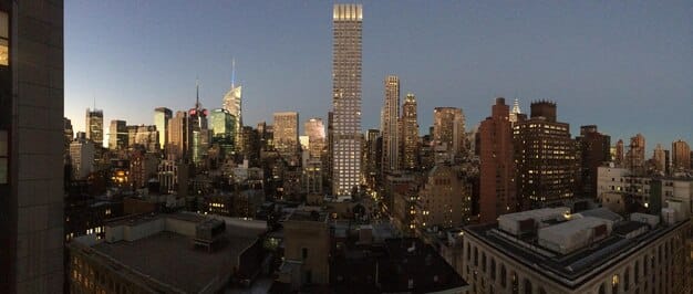 REIT Dividend Yields: How 2025 Tax Regulations Impact US Investors