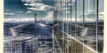 REITs vs. Bonds: Which is Best for Income Investors? - Cover Image