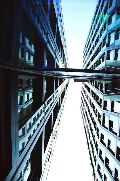 REIT Arbitrage: Find Hidden Value in Mergers & Acquisitions (Q3 2025)